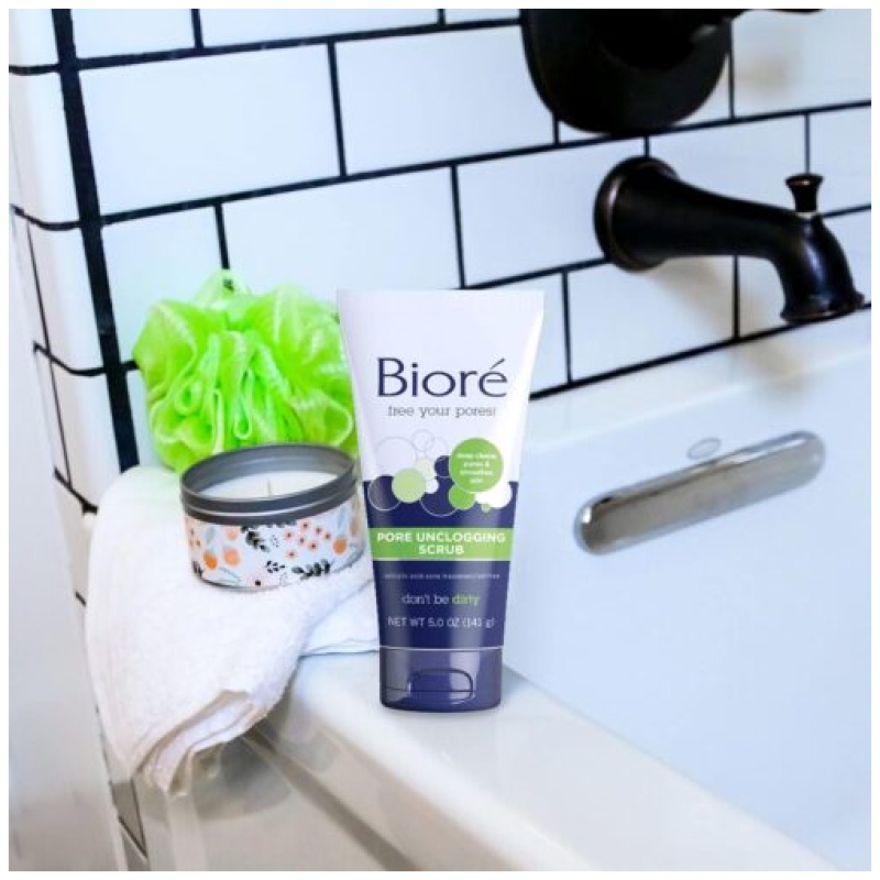 Bioré Pore Unclogging Scrub, Removes Excess Dirt and Oils, with Salicylic Acid - Image 3