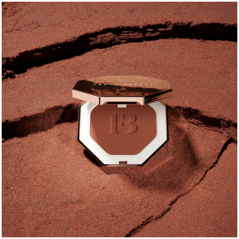 Fenty Beauty Sun Stalk'r Instant Warmth Bronzer - Mocha Mami - Image 3